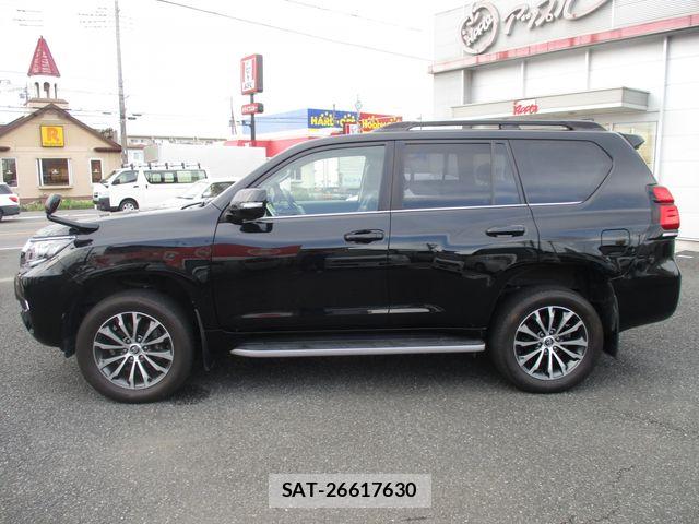 Toyota LAND CRUISER PRADO 2019-10 8659768-8