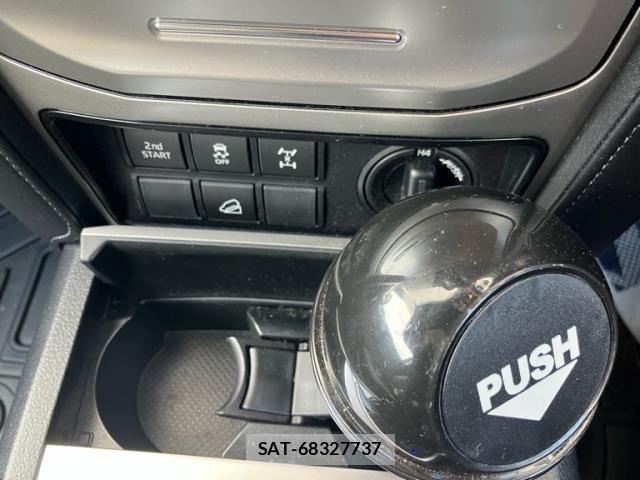 Toyota LAND CRUISER PRADO 2023-12 8659770-23