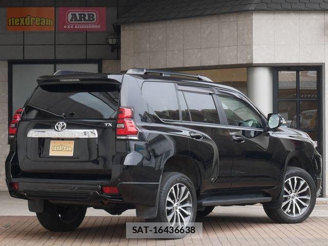 Toyota LAND CRUISER PRADO 2023-08 8666347-2