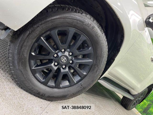 Toyota LAND CRUISER PRADO 2022-10 8659777-11