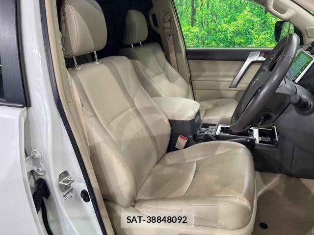 Toyota LAND CRUISER PRADO 2022-10 8659777-7