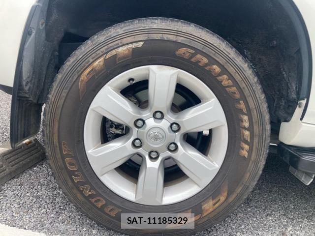 Toyota LAND CRUISER PRADO 2017-03 8659785-12