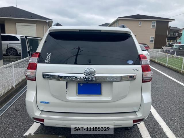 Toyota LAND CRUISER PRADO 2017-03 8659785-3