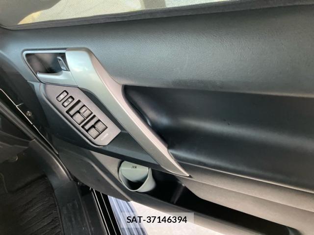 Toyota LAND CRUISER PRADO 2019-05 8666348-19