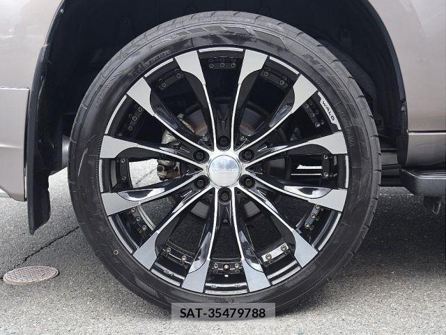 Toyota LAND CRUISER PRADO 2023-01 8659771-2