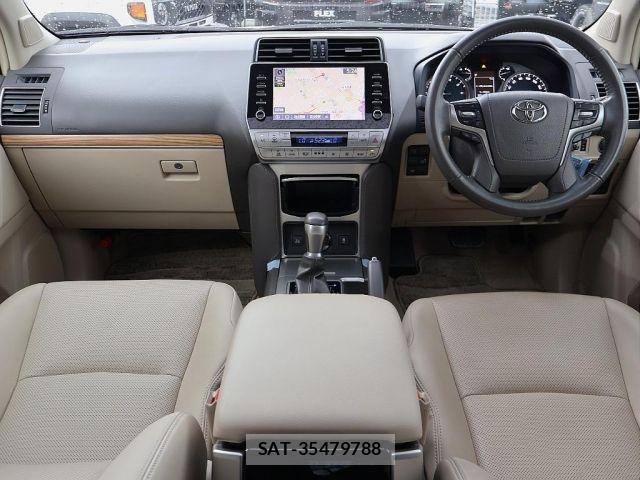Toyota LAND CRUISER PRADO 2023-01 8659771-3