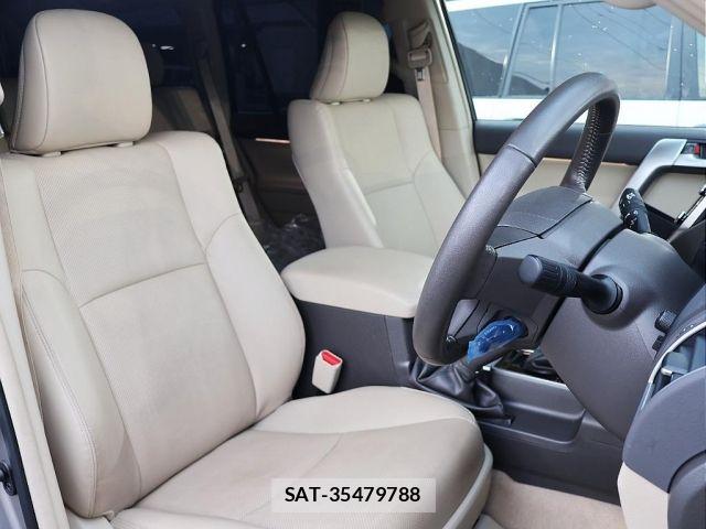 Toyota LAND CRUISER PRADO 2023-01 8659771-5