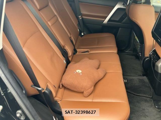 Toyota LAND CRUISER PRADO 2022-02 8666351-10