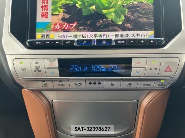 Toyota LAND CRUISER PRADO 2022-02 8666351-18