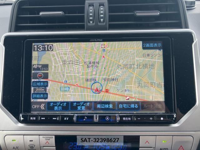 Toyota LAND CRUISER PRADO 2022-02 8666351-26