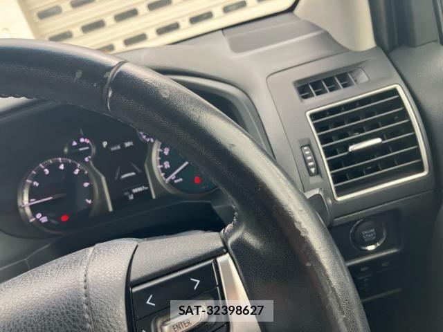 Toyota LAND CRUISER PRADO 2022-02 8666351-27