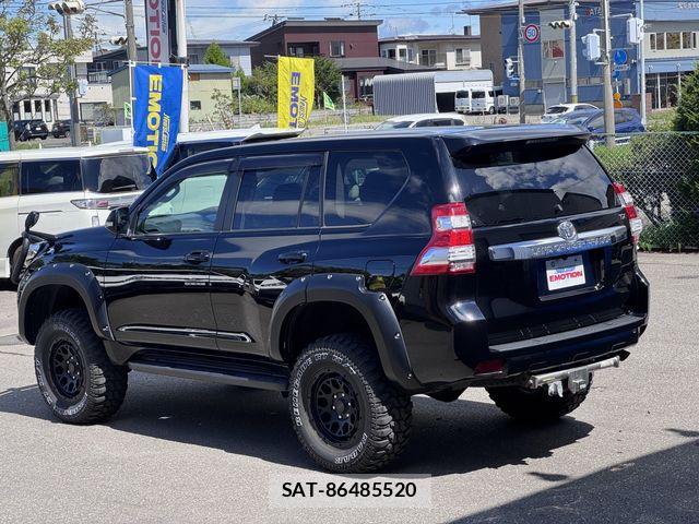 Toyota LAND CRUISER PRADO 2016-07 8659788-6