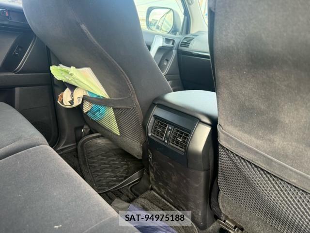 Toyota LAND CRUISER PRADO 2022-07 8659782-13