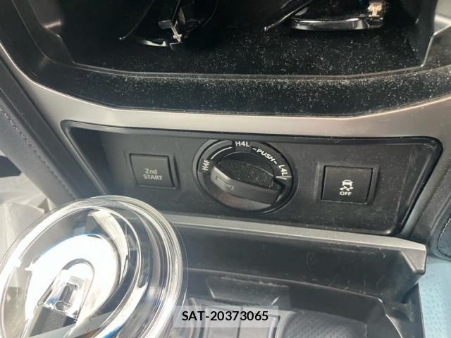 Toyota LAND CRUISER PRADO 2023-10 8685801-20