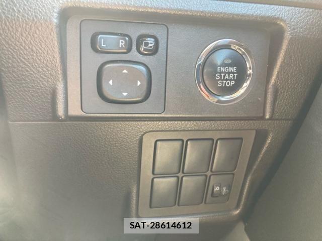 Toyota LAND CRUISER PRADO 2009-10 8685804-23