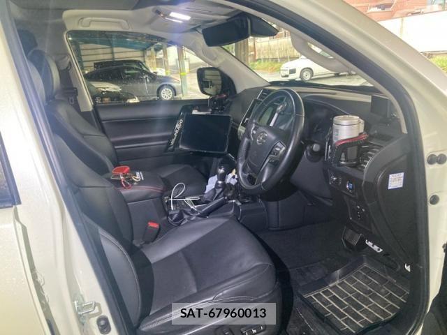 Toyota LAND CRUISER PRADO 2021-02 8743168-9