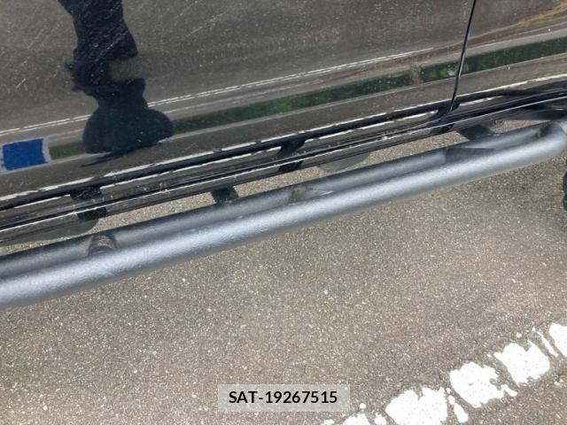 Toyota LAND CRUISER PRADO 2021-04 8743136-12