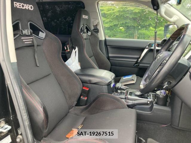 Toyota LAND CRUISER PRADO 2021-04 8743136-16