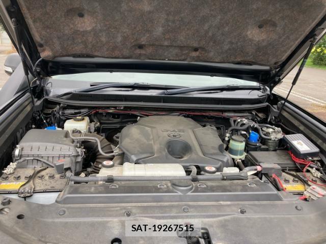 Toyota LAND CRUISER PRADO 2021-04 8743136-28