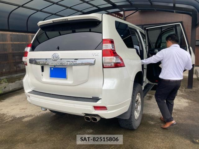 Toyota LAND CRUISER PRADO 2016-10 8743196-3