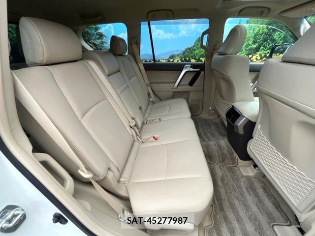 Toyota LAND CRUISER PRADO 2023-10 8743147-11