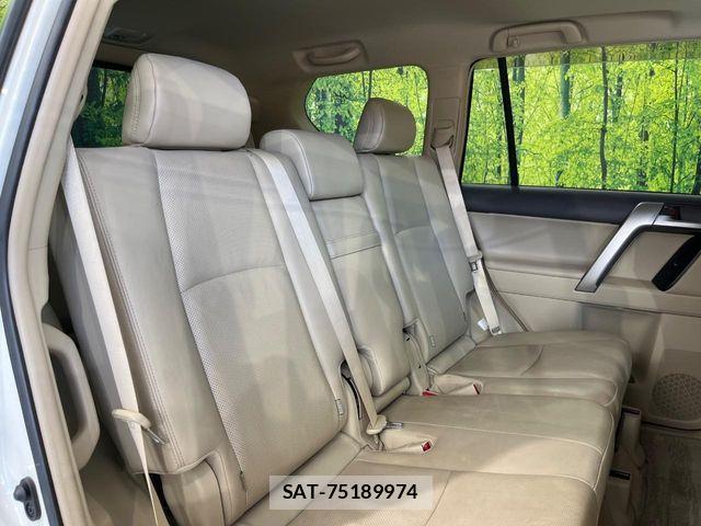 Toyota LAND CRUISER PRADO 2023-03 8743148-8