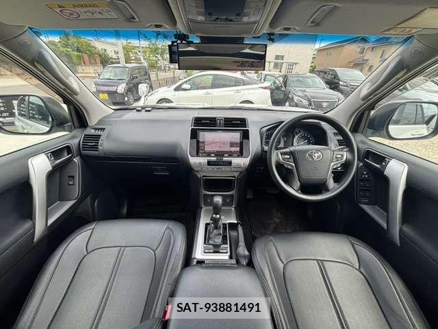 Toyota LAND CRUISER PRADO 2019-03 8743166-1