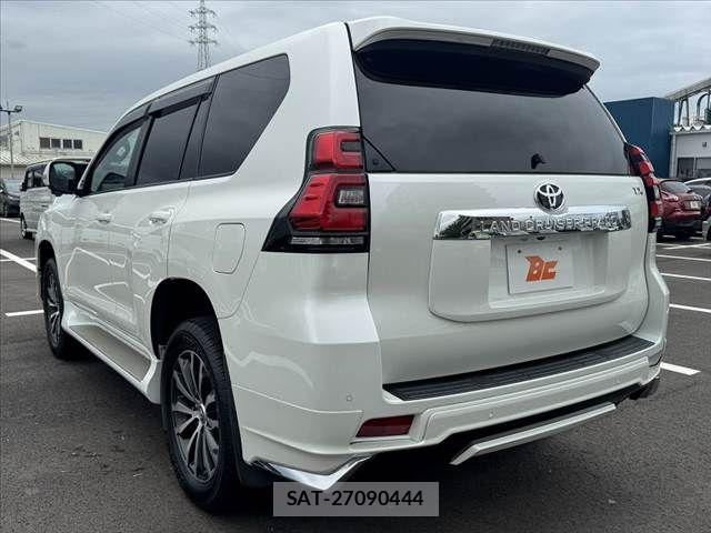 Toyota LAND CRUISER PRADO 2020-08 8743167-12