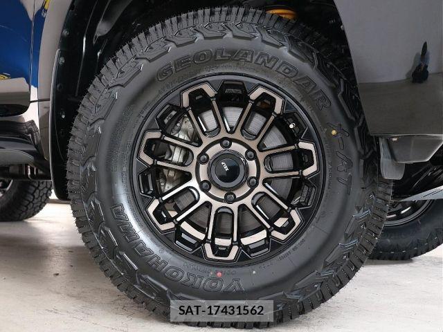 Toyota LAND CRUISER PRADO 2018-01 8743145-12