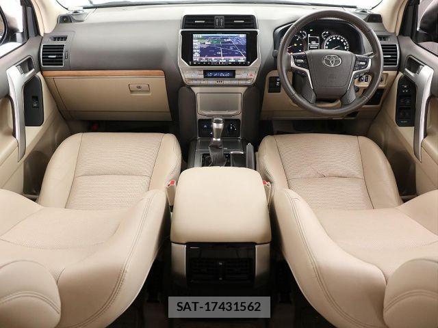 Toyota LAND CRUISER PRADO 2018-01 8743145-1