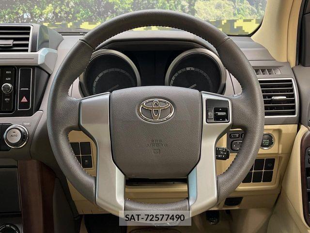 Toyota LAND CRUISER PRADO 2017-07 8743192-11
