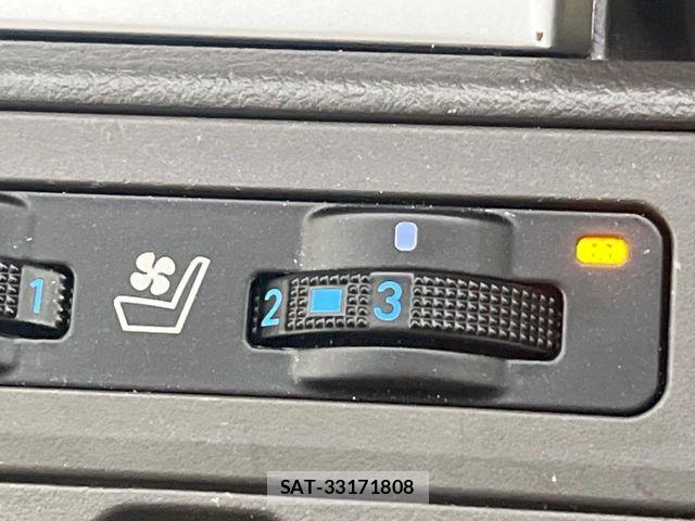 Toyota LAND CRUISER PRADO 2023-05 8743143-6