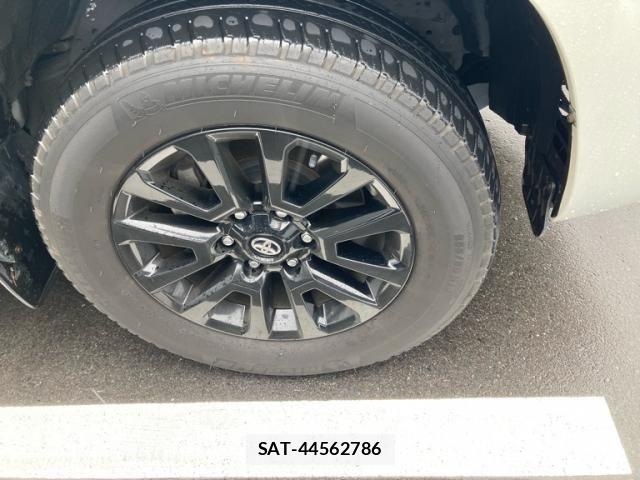 Toyota LAND CRUISER PRADO 2022-06 8743161-2