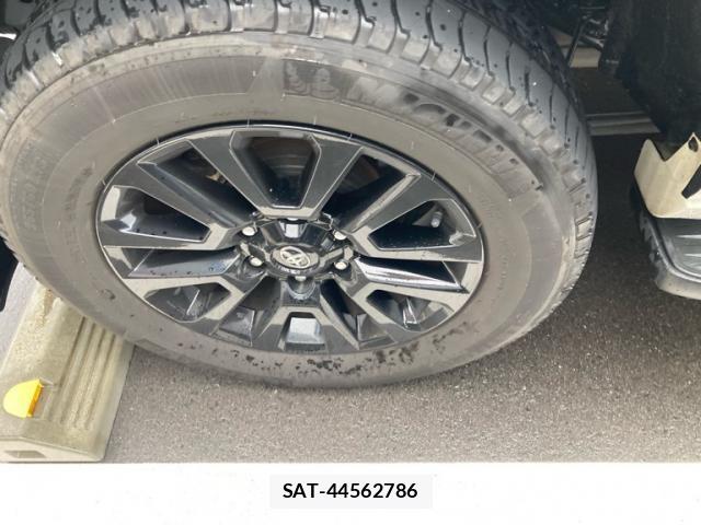 Toyota LAND CRUISER PRADO 2022-06 8743161-3