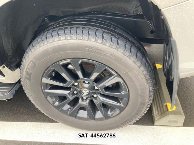 Toyota LAND CRUISER PRADO 2022-06 8743161-6