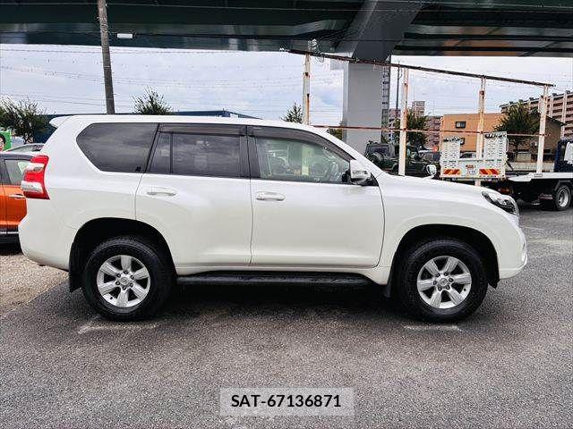 Toyota LAND CRUISER PRADO 2016-06 8743194-16