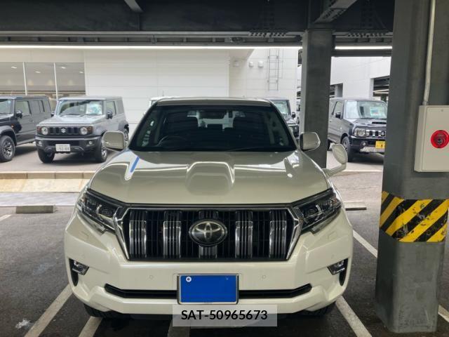 Toyota LAND CRUISER PRADO 2018-02 8743164-1