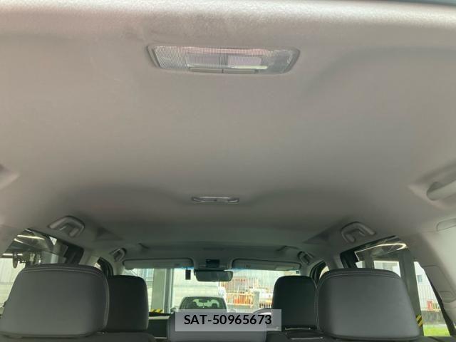 Toyota LAND CRUISER PRADO 2018-02 8743164-27