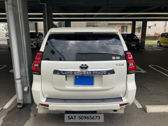 Toyota LAND CRUISER PRADO 2018-02 8743164-7