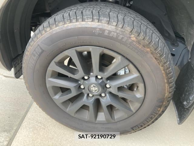 Toyota LAND CRUISER PRADO 2023-10 8743149-9