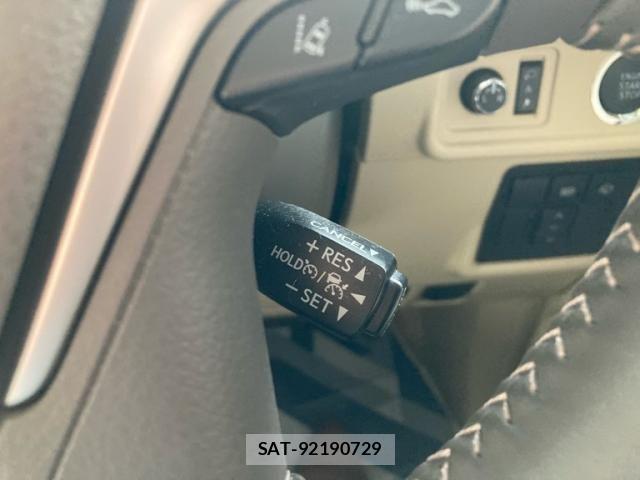 Toyota LAND CRUISER PRADO 2023-10 8743149-21
