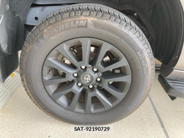 Toyota LAND CRUISER PRADO 2023-10 8743149-7