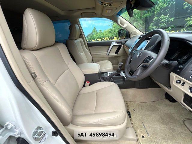 Toyota LAND CRUISER PRADO 2023-10 8743138-8