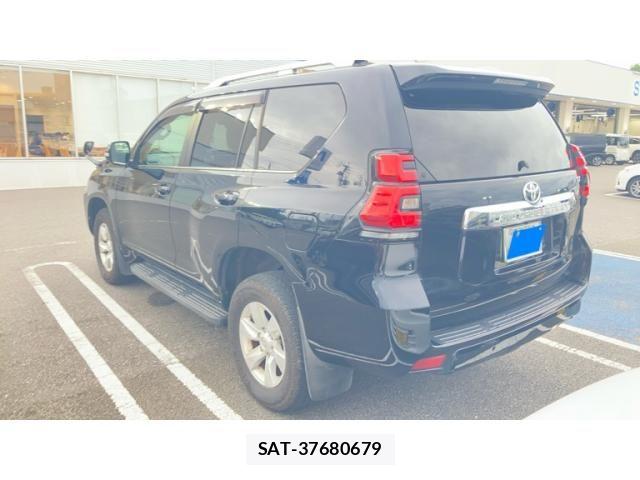 Toyota LAND CRUISER PRADO 2017-11 8743183-3
