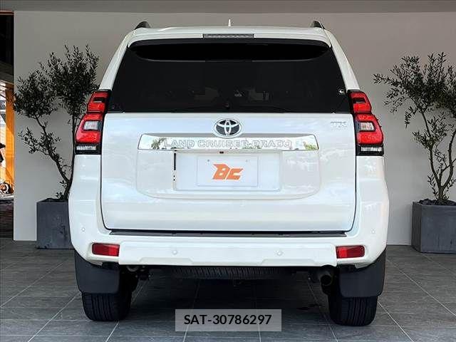 Toyota LAND CRUISER PRADO 2023-09 8780766-13