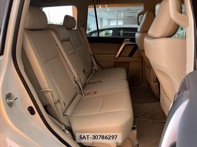 Toyota LAND CRUISER PRADO 2023-09 8780766-17