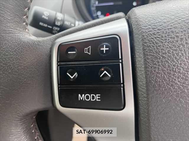 Toyota LAND CRUISER PRADO 2014-01 8796392-11