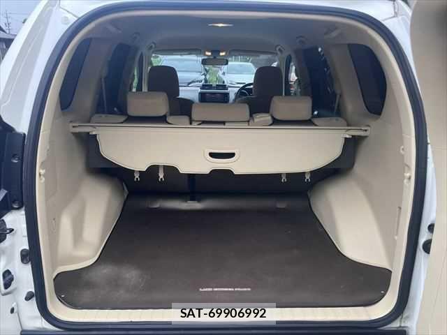 Toyota LAND CRUISER PRADO 2014-01 8796392-15