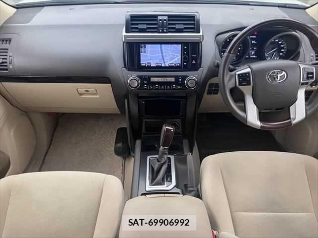 Toyota LAND CRUISER PRADO 2014-01 8796392-2