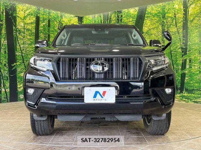 Toyota LAND CRUISER PRADO 2023-11 8796368-13